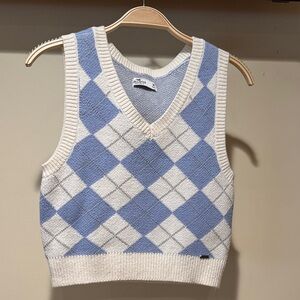 Hollister Blue and Cream Knit Top